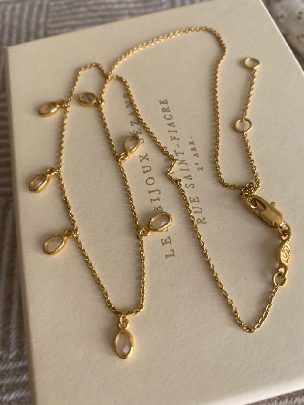 Sezane Delicate Giggi Necklace EUC - Picture 2 of 5
